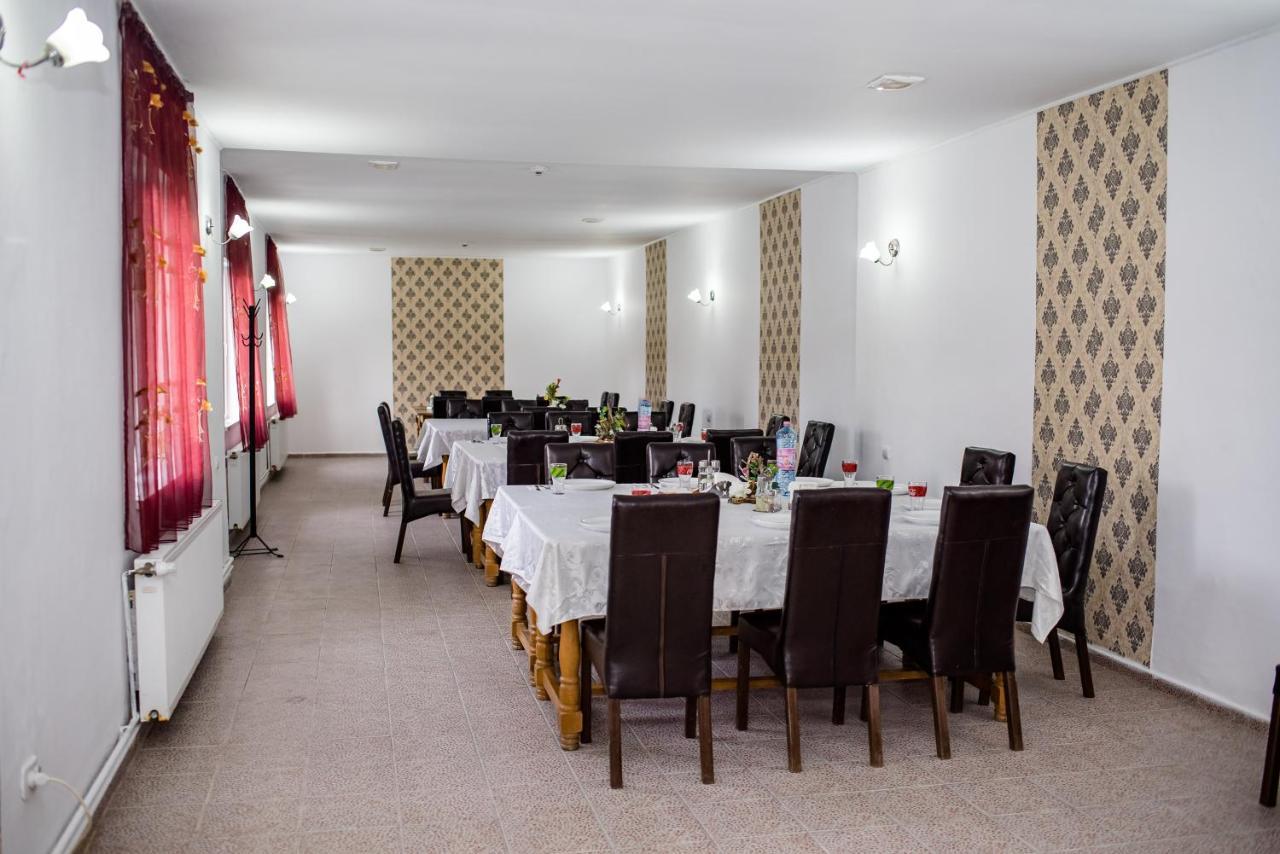 Hotel Marion Poiana Dumbraveni  Luaran gambar